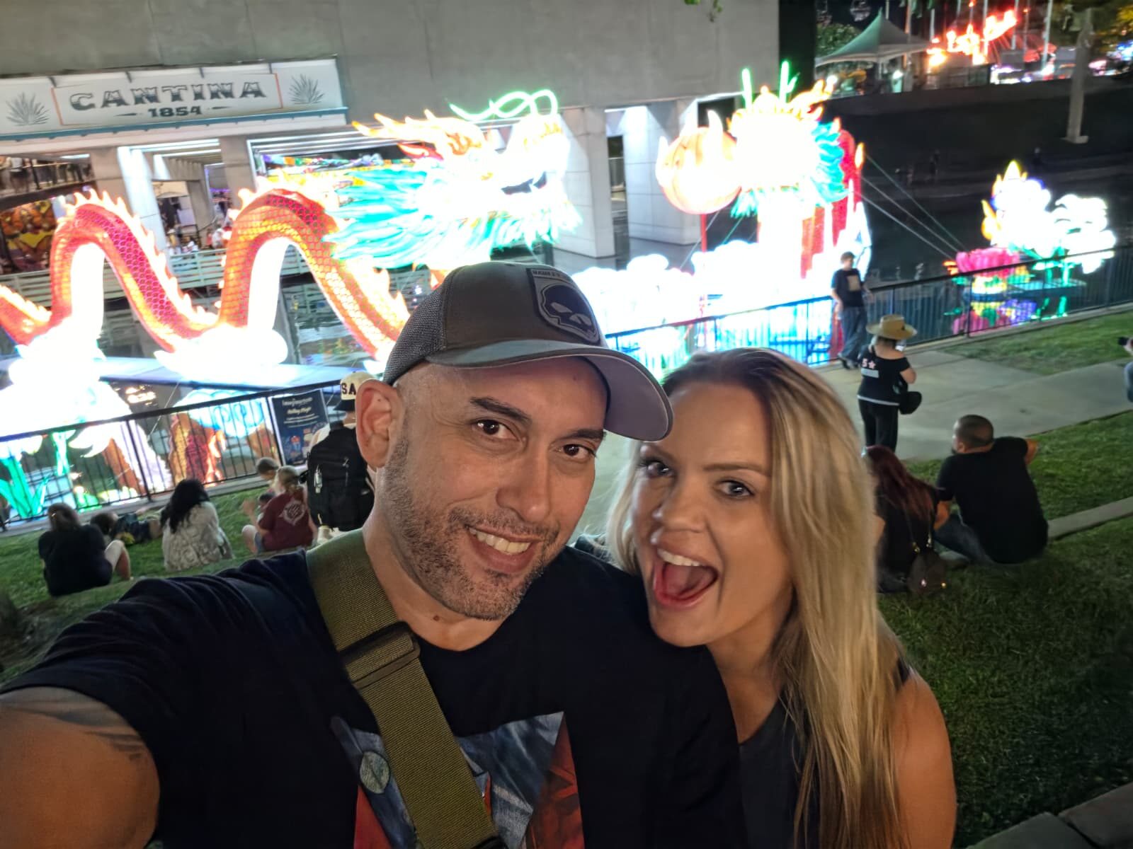 Night Shade making an excited face in selfie with Commander and dragons